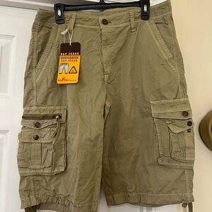 Men's Olive Cargo Shorts